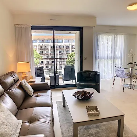 Lejlighedshotel Carlton Riviera 4*